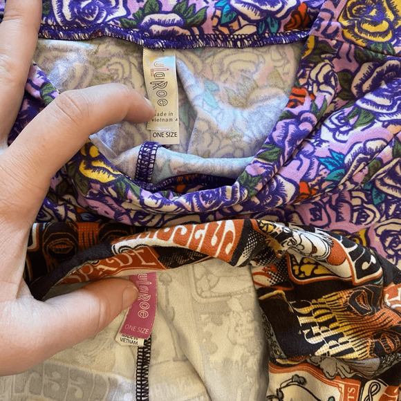 Lot of 2 Lularoe OS Disney Villains Evil Queen Hearts Cruella Leggings And Purpl - Picture 5 of 5